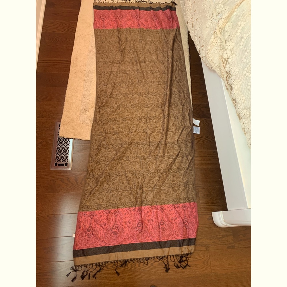 NWOT Boho Hippie Paisley Scarf Large Size - Picture 6 of 7